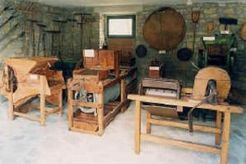Museo Contadino di Lunassi - Attrezzi in uso nel 1800